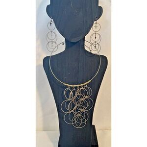 Choker and earrings set Goldtone circle